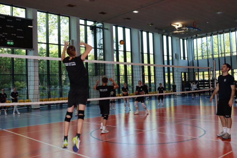 Siatkarze Aluron CMC Warta Zawiercie w Kluczach
